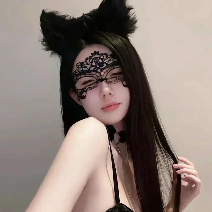 gai xinh dâm, hình 63