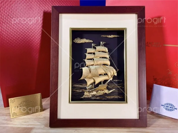 Tranh thuyền buồm mạ vàng 25 x 32 cm