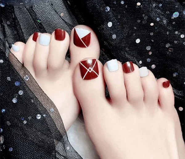 Gợi ý những mẫu nail chân đẹp, đơn giản mà vẫn giúp bạn sang chảnh hơn